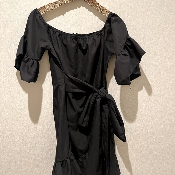 Pretty Little Thing Ruffle Dress - Picture 1 of 5